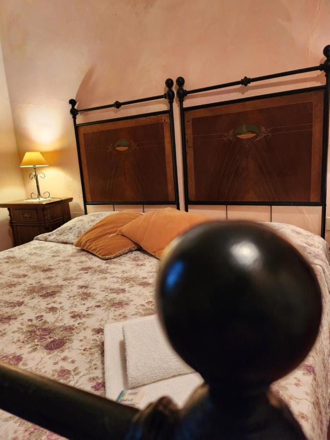 Bed and Breakfast Il Giuggiolo - La Collina Della Quiete à Certaldo Extérieur photo